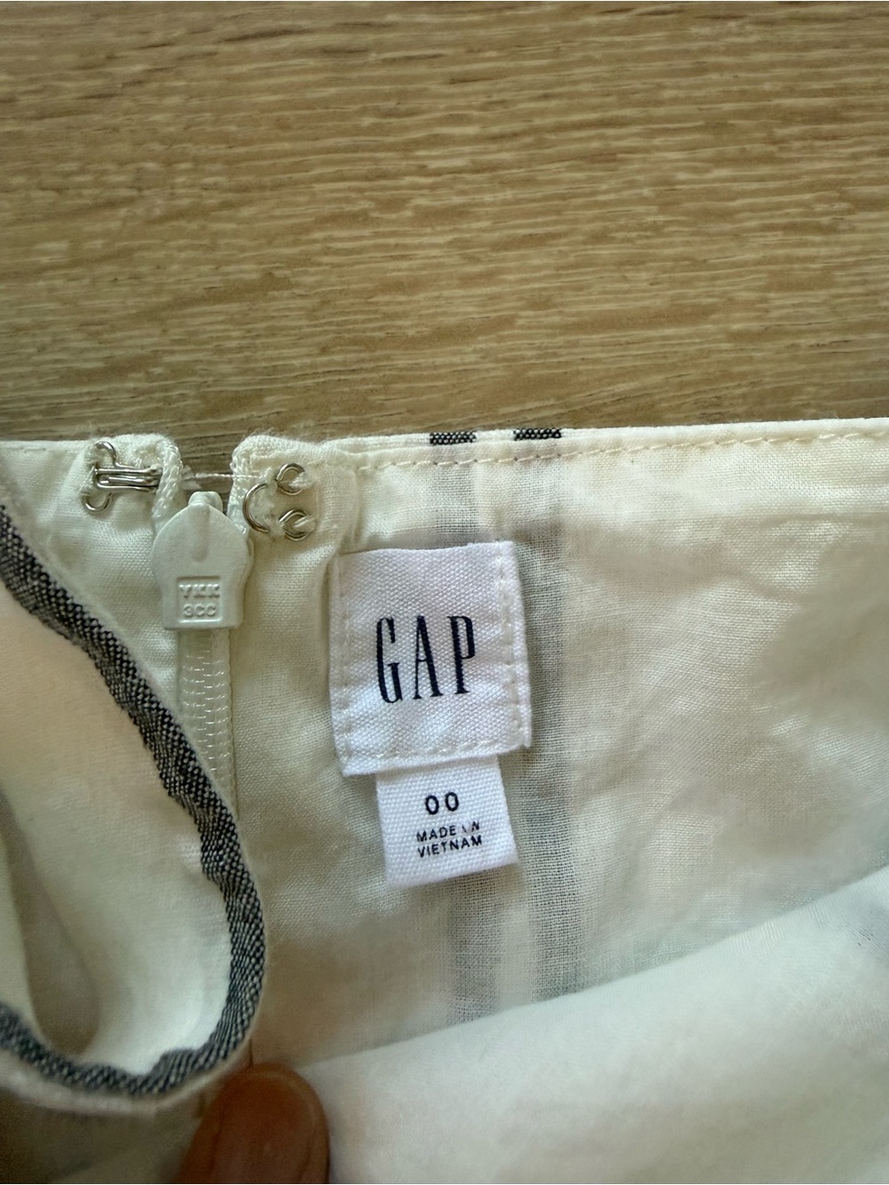 GAP White Jumpsuit with Black Vertical Stripes and Tie Waist - Picture 2 of 10